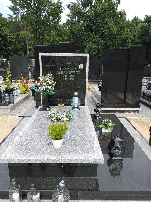 Grób Stanisława Abramowicz